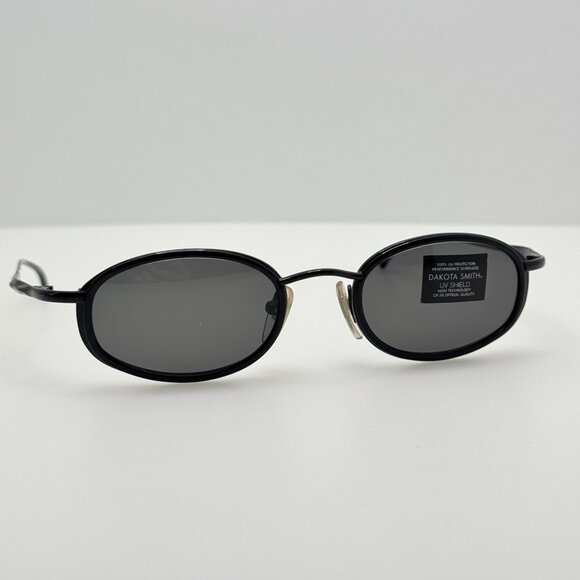 Dakota Smith Sunglasses 1561 Passion Black 1001 50-19-130 main image 5